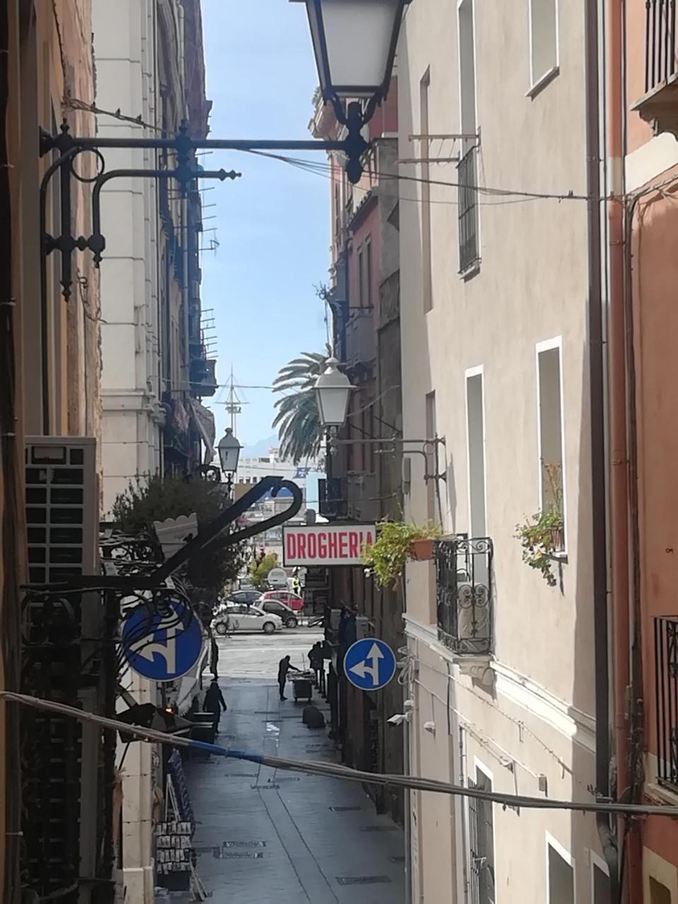 B.House Cagliari Exterior foto